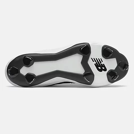 New Balance – Black/White Low-Cut L3000v5 Metal Spikes (L3000BK5) 6 New Balance – Black/White Low-Cut L3000v5 Metal Spikes (L3000BK5) - Image 4