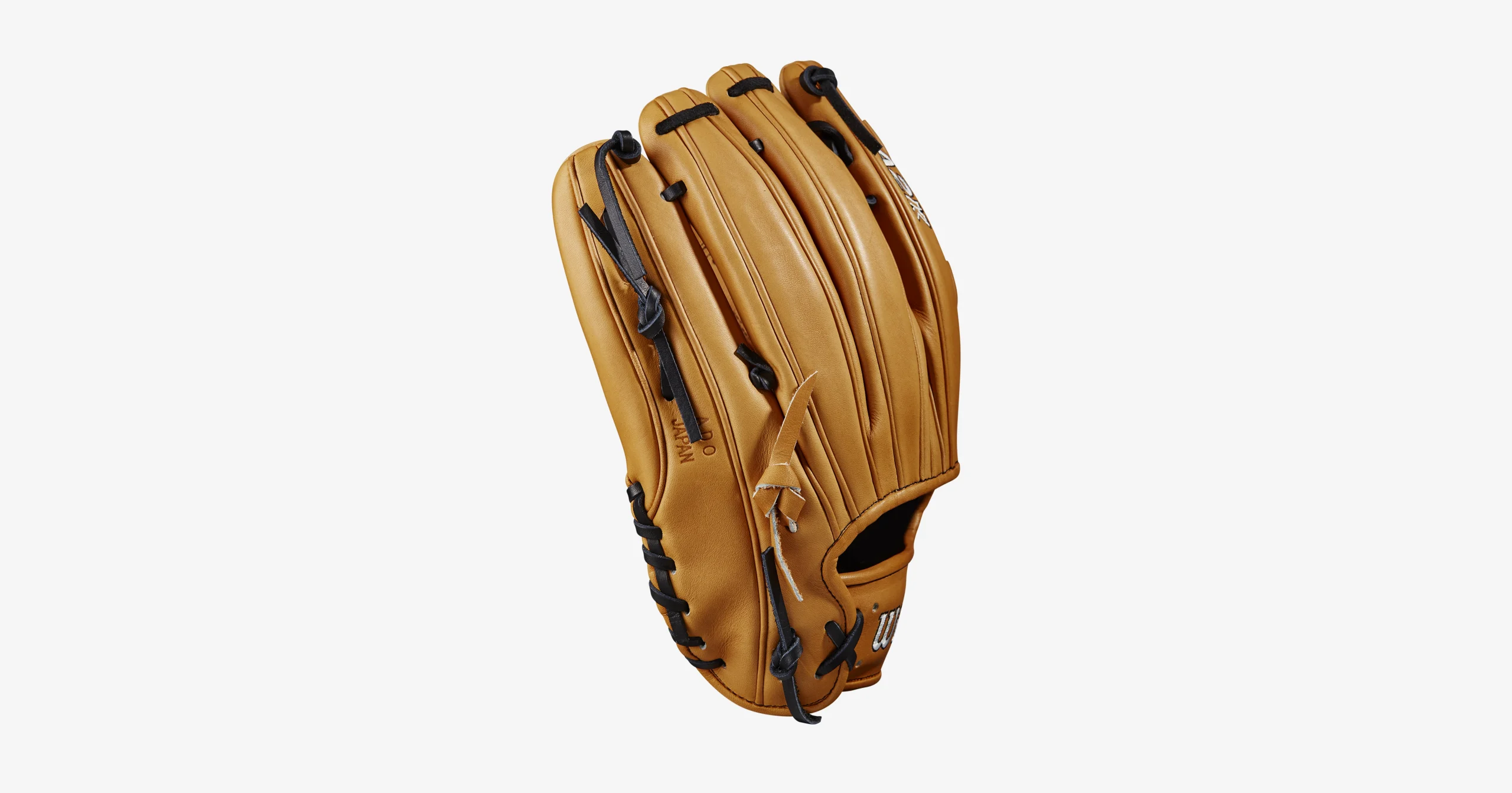 Wilson 2023 A2K® D33 11.75” PITCHER’S BASEBALL GLOVE 7 Wilson 2023 A2K® D33 11.75” PITCHER’S BASEBALL GLOVE - Image 5