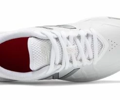 New Balance 4040v5 Youth Molded Cleats β White/White (J4040TW5) 8 New Balance 4040v5 Youth Molded Cleats β White/White (J4040TW5) -Baseball Fantastic Store products j4040tw5 3