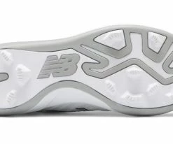 New Balance 4040v5 Youth Molded Cleats β White/White (J4040TW5) 9 New Balance 4040v5 Youth Molded Cleats β White/White (J4040TW5) -Baseball Fantastic Store products j4040tw5 4