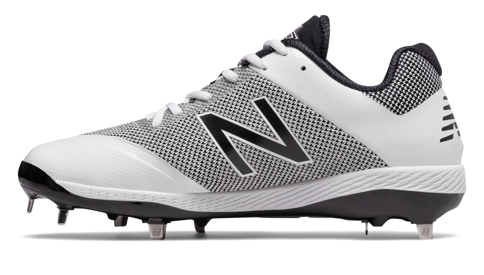New Balance – White/Black Camo 4040v4 Baseball Spikes (L4040PW4) 4 New Balance – White/Black Camo 4040v4 Baseball Spikes (L4040PW4) - Image 2