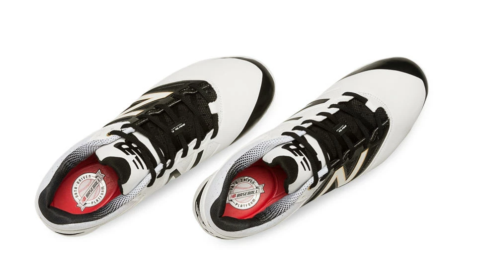 New Balance – White/Black Low 4040v3 Baseball Spikes (L4040WT3) 4 New Balance – White/Black Low 4040v3 Baseball Spikes (L4040WT3) - Image 2