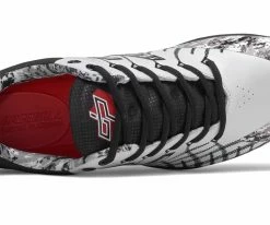 New Balance 4040v5 Adult Molded Cleats – White/Black (PL4040C5) 8 New Balance 4040v5 Adult Molded Cleats – White/Black (PL4040C5) -Baseball Fantastic Store products pl4040c5 3