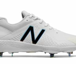 New Balance – White/White Women’s Fastpitch Spikes (SMFUSEW1)