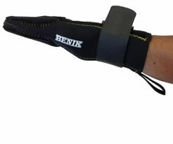 Benik – Black Base-Running Mitt – Closed Thumb (W-137B)